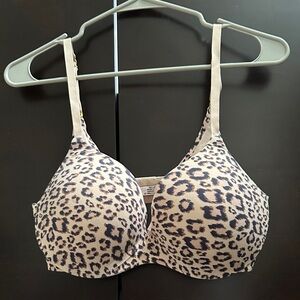 Victoria's Secret Tan and Black Leopard Print Bra